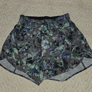 lululemon athletica Women's Floral-Print Athletic Shorts in Green & Purple